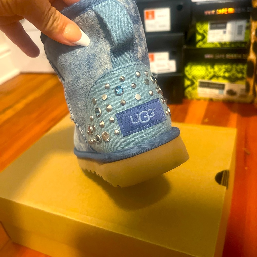 Uggs